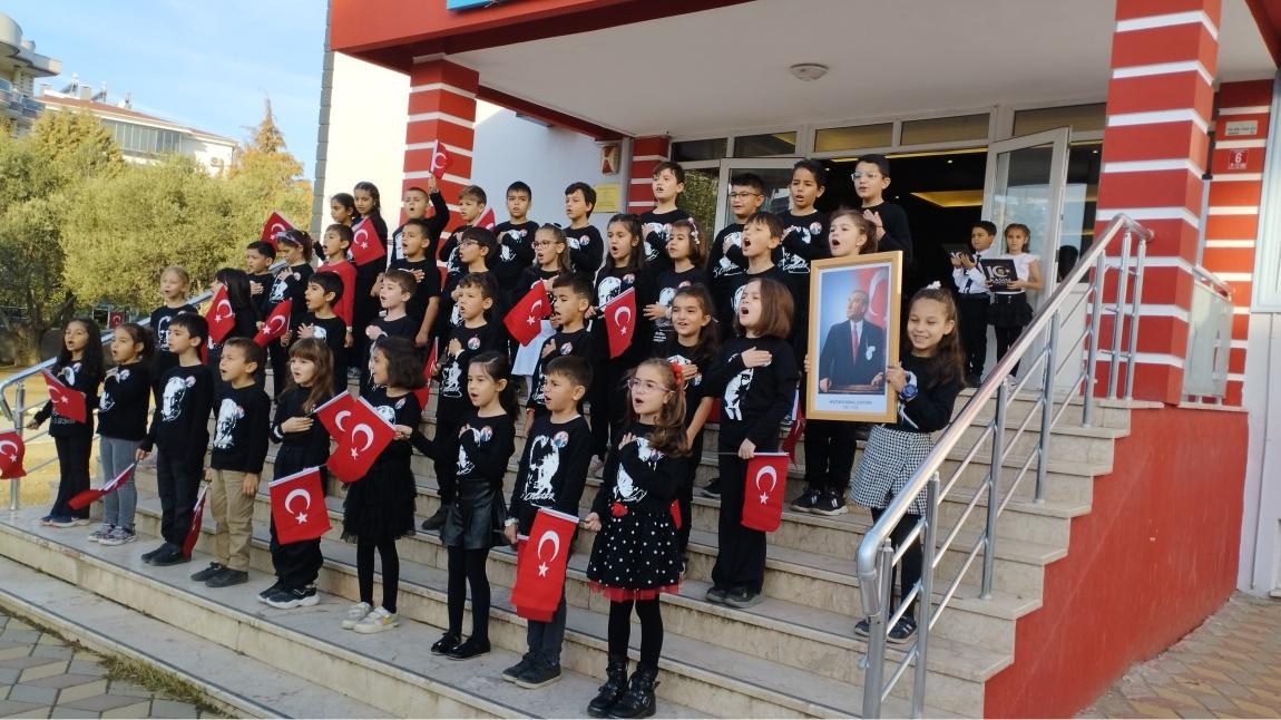 Mustafa Kemal Atatürk vefatının 85. yıl dönümünde hasret ve özlemle anıldı.